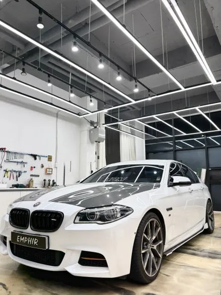 BMW M550d 랩핑 사고처리는 어떻게? 앞범퍼 랩핑 재시공. 보험수리 사고대차까지 김포랩핑 보험처리 / 경기 김포