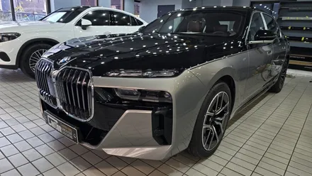 BMW 740d 탑폴리에 필름으로 순정과 똑같은 투톤랩핑/듀오톤랩핑! / 수원시 영통구 하동