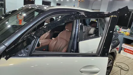 코션코리아 수원점 / BMW X5 유광화이트 골드 스파클 전체랩핑! / 수원시 영통구 하동