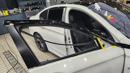 수원 루프스킨 BMW 530i 화이트 색상차량엔 블랙!  탑폴리에 루프스킨, 크롬죽이기! / 수원시 영통구 하동