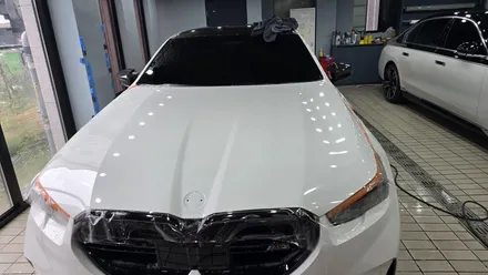 신차패키지! BMW M5 출고 즉시 PPF시공으로 스크래치 완벽보호! / 수원시 영통구 하동