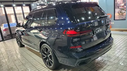 BMW X7 물때, 변색으로 보가싫은 크롬은 탑폴리에 크롬죽이기로! / 수원시 영통구 하동