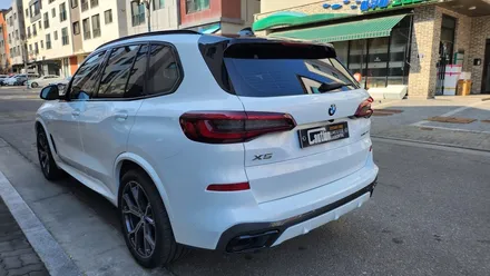 코션코리아 수원점 / BMW X5 유광화이트 골드 스파클 전체랩핑! / 수원시 영통구 하동