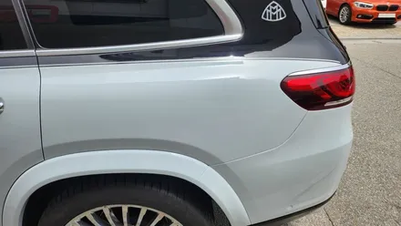 벤츠  GLS600 마이바흐 고광택 듀오톤 랩핑! 옵션가격 3000만원의 효과를 느끼세요!! / 수원시 영통구 하동