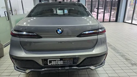 BMW 740d 탑폴리에 필름으로 순정과 똑같은 투톤랩핑/듀오톤랩핑! / 수원시 영통구 하동