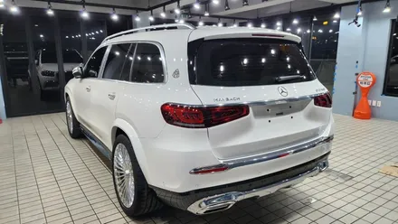 수원 랩핑 / 벤츠 GLS600 탑폴리에 유광실버 마이바흐 듀오톤 하단 랩핑! / 수원시 영통구 하동