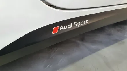 아우디 A6 사이드 스텝 Sport 데칼 / 수원시 영통구 하동