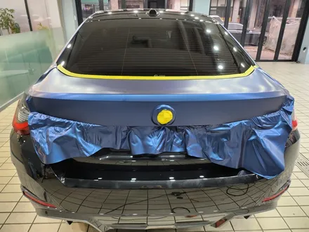 수원 랩핑 / BMW i4 무광 트렌톤블루 전체 랩핑! / 수원시 영통구 하동