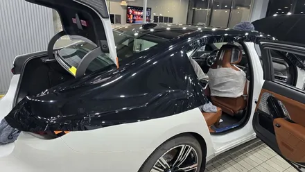 순정옵션 그대로! BMW 750e 고광택 듀오톤(투톤) 랩핑! / 수원시 영통구 하동