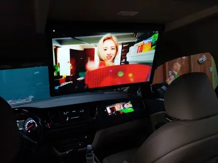 더뉴카니발 안드로이드 천장모니터 장착 feat.XM1780 X7 / 제주 월평