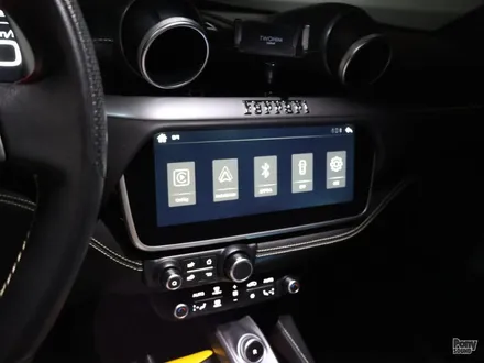 페라리 포르토피노 무선카플레이와 무선안드로이드오토 시공 / 서울 성동