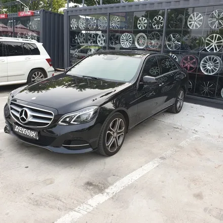 [첨단타이어] 벤츠 E250 순정18인치 다이아몬드컷팅 휠복원 전주휠복원,전북휠복원 익산휠복원, 김제휠복원, 군산휠복원, 남원휠복원 전주휠, 전주휠타이어,전주휠수리,전주휠도색 / 전주