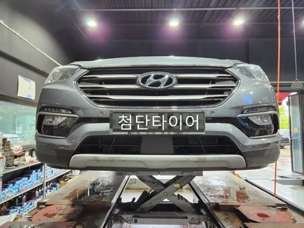 [전주김제 휠복원 첨단타이어] 싼타페 DM 18인치 도장 복원휠 튜닝 휠복원 광주대전휠복원 군산휠복원,충남충북휠복원,서천대천휠복원,여수목포휠복원,전주휠튜닝, 휠타이어인치업 / 전주