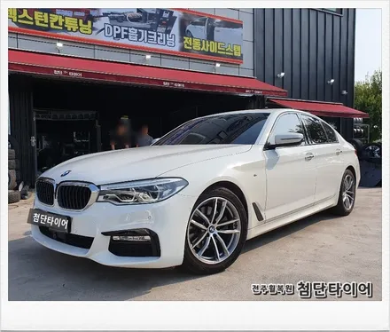 [첨단타이어]BMW520d 순정18인치 휠복원/휠수리- 전주휠복원,정읍익산김제군산휠복원,대전휠광주휠,충북충남휠,전주튜닝,중고휠,브레이크튜닝,중고타이어,휠타이어,전남여수목포휠,휠기스 / 전주