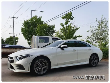 [전주휠복원 첨단타이어]벤츠CLS450 20인치 AMG 순정휠-> 벤츠CLS300d AMG정품 19인치 휠타이어 장착! / 전주