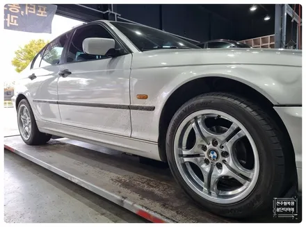 [전주 휠복원 첨단타이어]올드카 BMW 318i 순정17인치->BMW E46 M팩 슈퍼크롬 복원휠 튜닝!정읍익산김제군휠복원,대전휠광주휠,충북충남휠,전주자동차휠,김제휠복원 / 전주