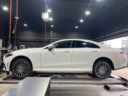 [전주 휠복원 첨단타이어] 벤츠 CLS 300d 19인치 AMG휠 ⇒ CLS 450 20인치 AMG 신형마차휠 인치업 튜닝 김제군산익산휠복원,대전광주휠복원,여수목포휠복원,휠타이어 / 전주
