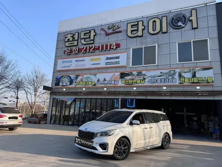 [전주 휠복원 첨단타이어] 기아 더뉴카니발 19인치 화이트크롬 순정휠⇒블랙크롬으로 휠복원 전주인치업,브레이크튜닝,휠타이어,군산익산남원휠복원,대전광주휠복원,서천대천휠복원 / 전주
