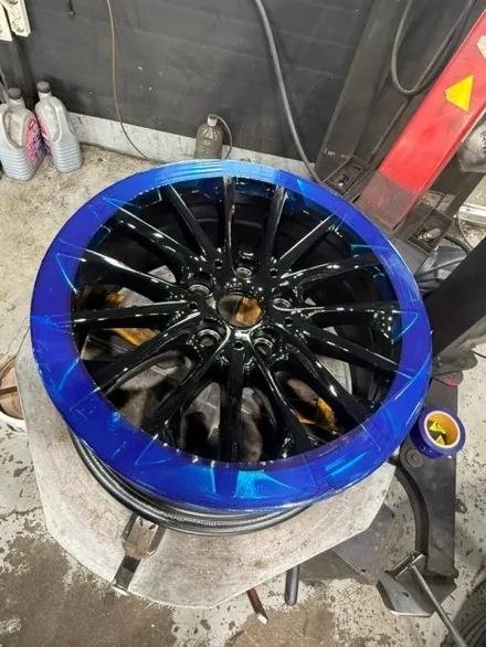[전주 휠복원 첨단타이어]BMW 118d 순정 17인치 도장휠⇨블랙유광으로 휠복원 김제익산군산휠복원,대전휠복원,광주휠복원,대구휠복원,서천대천휠복원,여수목포휠복원,천안휠복원,휠타이어 / 전주