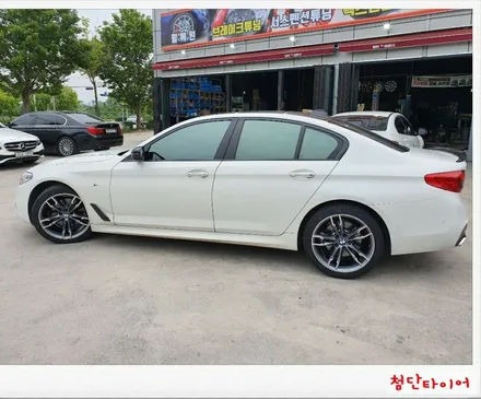 [첨단타이어]BMW520d 순정18인치->19인치 인치업!(신형휠+ 새타이어 조합)전주휠복원,정읍휠 익산휠복원, 김제휠복원, 군산휠복원,남원휠,광주휠,충북충남휠,전남순천휠,대전휠 / 전주