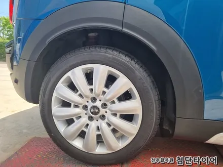 [전주휠복원 첨단타이어] 미니컨트리맨 쿠퍼D 순정18인치 휠복원휠도색 / 전주