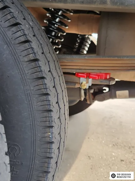 [전주김제 휠복원 첨단타이어] 봉고 1.2톤 애쇼쇼바 + 우레탄 스프링패드 장착 하체보강 튜닝 차체처짐 개선+판스프링보강+하체보강-군산김제익산휠복원, 대전광주휠복원 / 전주