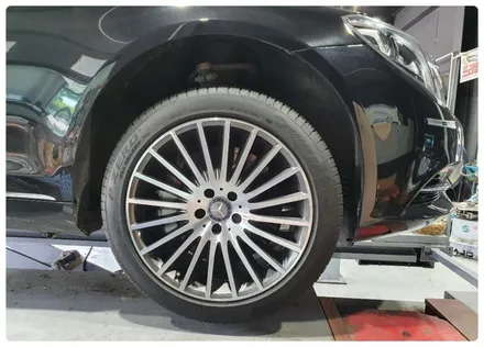 [첨단타이어] 벤츠S500 순정휠 ->S350 순정19인치 마차복원휠 교체  전주휠복원,정읍휠 익산휠복원, 김제휠복원, 군산휠복원,남원휠,광주휠,충북충남휠,전주튜닝,대전휠 / 전주