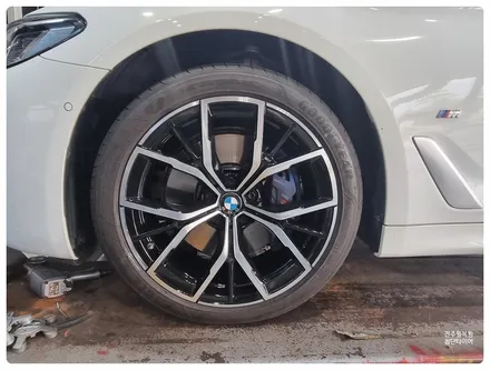[전주 휠복원 첨단타이어]BMW530i 순정19인치 휠굴절-> 순정복원휠 교체튜닝!-정읍익산김제군휠복원,대전휠광주휠,충북충남휠,전주자동차튜닝,중고휠타이어남원휠,사제휠,군산휠복원도색 / 전주