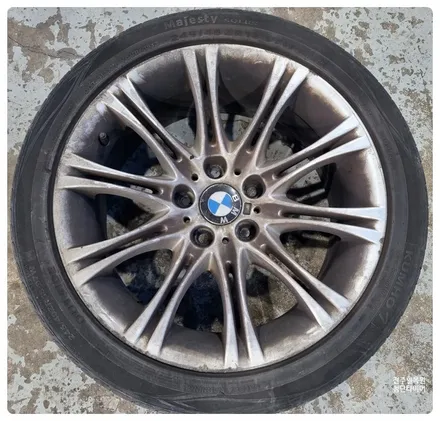 [전주 휠복원 첨단타이어] BMW528i 순정18인치 휠스크래치+휠크랙발생-> BMW5시리즈 순정18인치 블랙크롬 커스텀 휠복원+2454018 라우펜타이어 조합, 김제익산군산휠복원 / 전주