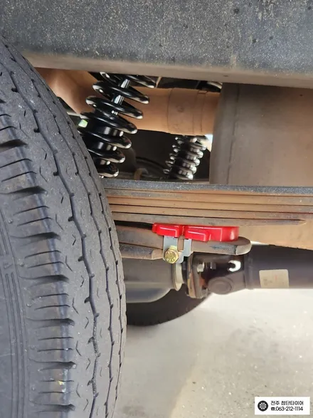 [전주김제 휠복원 첨단타이어] 봉고 1.2톤 애쇼쇼바 + 우레탄 스프링패드 장착 하체보강 튜닝 차체처짐 개선+판스프링보강+하체보강-군산김제익산휠복원, 대전광주휠복원 / 전주