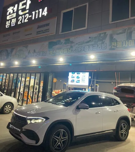 벤츠 EQA250 18인치 순정블랙컷팅 휠복원 (휠수리) / 벤츠 / EQA / 전주, 광주, 김제
