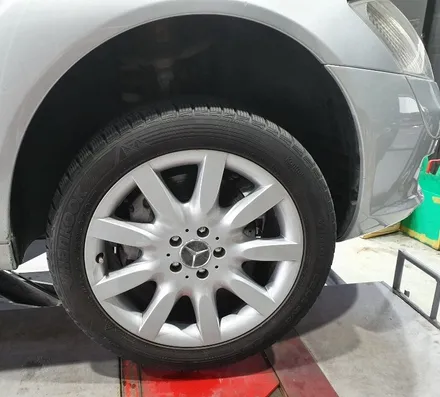 [첨단타이어] 벤츠 S500 순정18인치 ->블랙유광후 다이아몬드컷팅+중고타이어조합 - / 전주