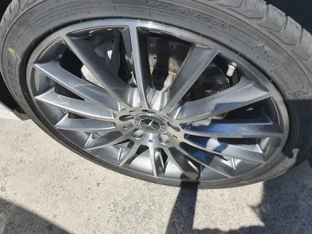 [첨단타이어] 벤츠 E300 AMG 정품20인치 마차휠 다이아몬드컷팅 휠복원 - / 전주