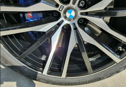 [첨단타이어] BMW X5 M50d 순정22인치 다이아몬드컷팅 휠복원전주휠복원,정읍휠 익산휠복원, 김제휠복원, 군산휠복원,남원휠,광주휠,충북충남휠,전남순천휠,대전휠,전주튜닝타이어 / 전주