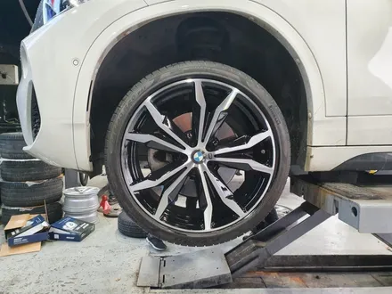 [전주휠복원 첨단타이어] BMW X2 순정20인치 다이아몬드컷팅 휠복원/휠스크래치 휠긁힘 / 전주