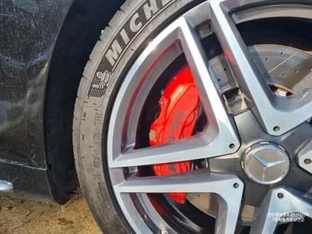 벤츠S63 AMG 순정20인치휠->다이아몬드컷팅 휠복원 튜닝 정읍휠복원,대전휠광주휠,충북충남휠,전주자동차휠,광주휠복원, 김제휠복원,군산휠복원,전주자동차휠 / 전주