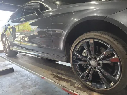 [전주 휠복원 첨단타이어] 벤츠 CLS 순정 19인치 마차휠⇨S500 순정 19인치 블랙크롬 커스텀복원휠 김제익산군산휠복원,대전광주휠복원,천안아산휠복원,서천대천휠복원,여수목포휠복원 / 전주