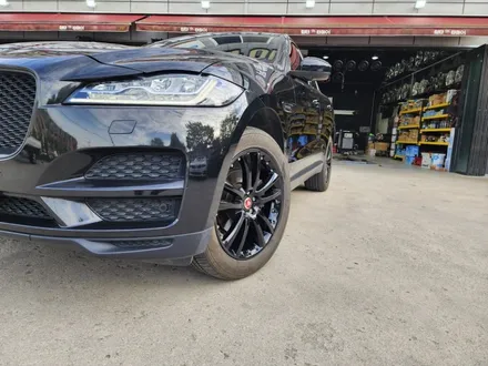 ➰전주 휠복원 첨단타이어➰제규어 F페이스 순정 20인치 도장휠⇨블랙유광으로 휠복원 김제익산군산휠복원,광주휠복원,대전휠복원,거제휠복원,서천대천휠복원,여수목포휠복원,천안아산휠복원 / 전주