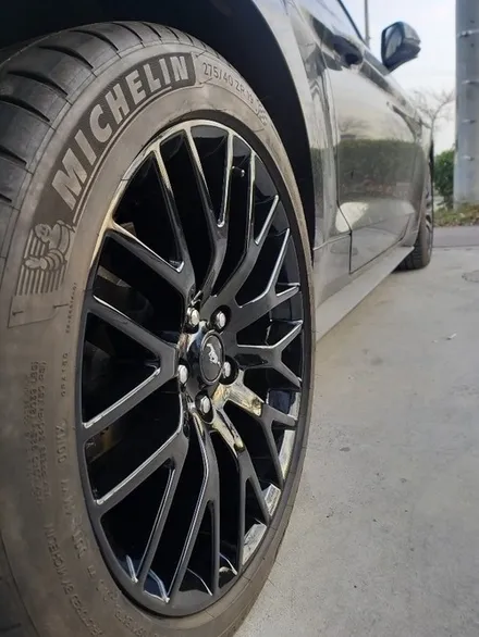 [첨단타이어] 머스탱 GT 5.0 Coupe 19인치 블랙유광 휠복원 / 전주