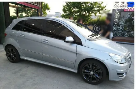 [첨단타이어] 벤츠B200 17인치 순정도장휠->블랙크롬 복원휠 교체!전주휠복원,정읍휠 익산휠복원, 김제휠복원, 군산휠복원,남원휠,광주휠,충북충남휠,전남순천휠,대전휠,자동차튜닝 / 전주