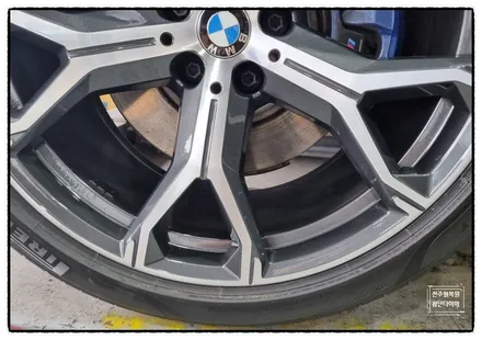 [전주 휠복원 첨단타이어] BMW X5 순정21인치 휠복원/휠수리/ 다이아몬드컷팅- / 전주