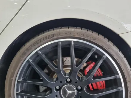 [전주휠복원 첨단타이어]벤츠CLA45 amg 자동차사고휠손상 보험처리 순정19인치 휠복원+휠도색=블랙무광+컷팅휠복원 -정읍휠,익산김제군산휠,순창남원휠복원,대전휠광주휠복원,충북충남휠 / 전주