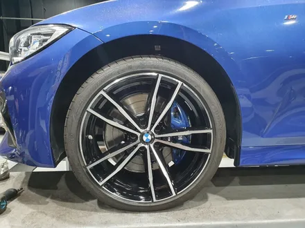 [첨단타이어] BMW 330i 19인치 다이아몬드컷팅 휠복원 / 전주