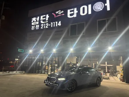 [전주 휠복원 첨단타이어] BMW G30 520i 순정 19인치 컷팅휠⇨BMW G30 845M 19인치 블랙스퍼터링크롬 순정복원휠 전주휠튜닝,인치업,크랙수리,커스텀휠복원,휠타이어 / 전주