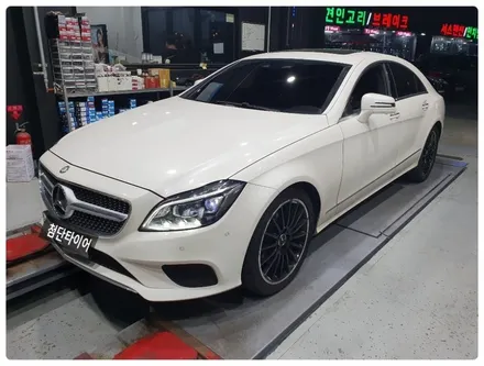[첨단타이어] 벤츠 CLS 순정휠 18인치->19인치 인치업!!AMG휠+중고타이어 조합 전주휠복원,정읍휠복원 익산휠복원, 김제휠복원, 군산휠복원,남원휠,광주휠,충북휠,전남휠,충남휠 / 전주