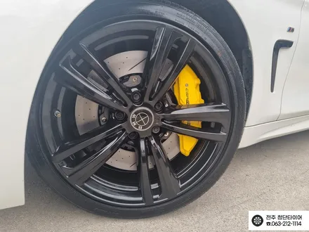 [전주김제 휠복원 첨단타이어]BMW420d CSR 4P브레이크(옐로우캘리퍼+380디스크)+ 리어캘리퍼전용 우레탄도색/사제19인치 굴절발생->442m 블랙유광휠복원+라우펜타이어 튜닝 / 전주