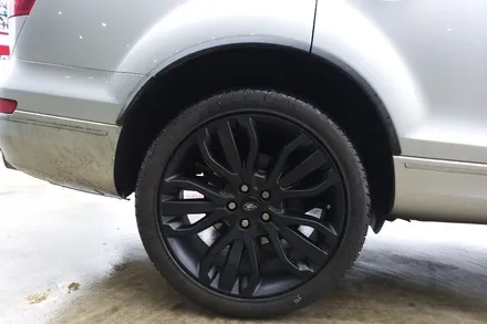 [첨단타이어] 아우디 Q7 3.5 TDI 21인치 블랙크롬 순정휠->레인지로버스포츠 블랙무광 복원휠로 교체!! / 전주