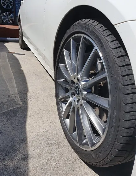 [첨단타이어] 벤츠 E300 AMG 정품20인치 마차휠 다이아몬드컷팅 휠복원 - / 전주