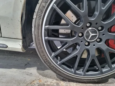 [전주휠복원 첨단타이어]벤츠CLA45 amg 자동차사고휠손상 보험처리 순정19인치 휠복원+휠도색=블랙무광+컷팅휠복원 -정읍휠,익산김제군산휠,순창남원휠복원,대전휠광주휠복원,충북충남휠 / 전주