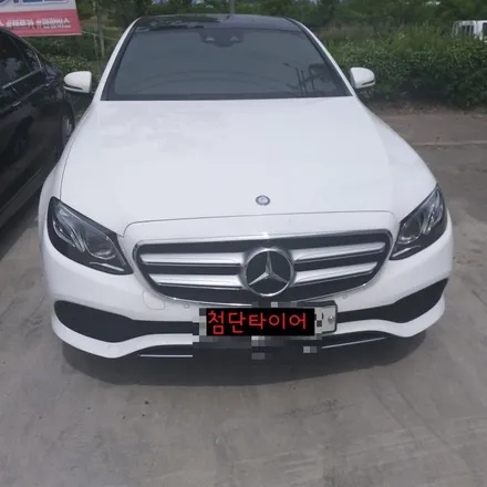 [첨단타이어]  벤츠 E300 순정 18인치 다이아몬드컷팅 휠복원-전주휠복원,전북휠복원 익산휠복원, 김제휠복원, 군산휠복원, 정읍휠복원, 남원휠복원,전주휠도색.전주렉스턴칸튜닝 / 전주